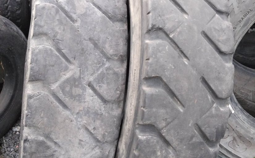 FORKLİFT 900-20 İŞ MAKİNE LASTİK