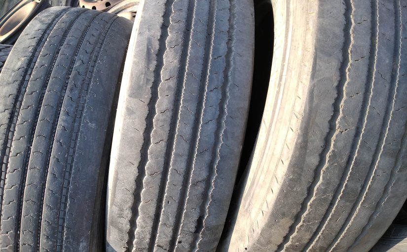 235-75R17.5 YARIM OTOBÜS ÇIKMA LASTİK