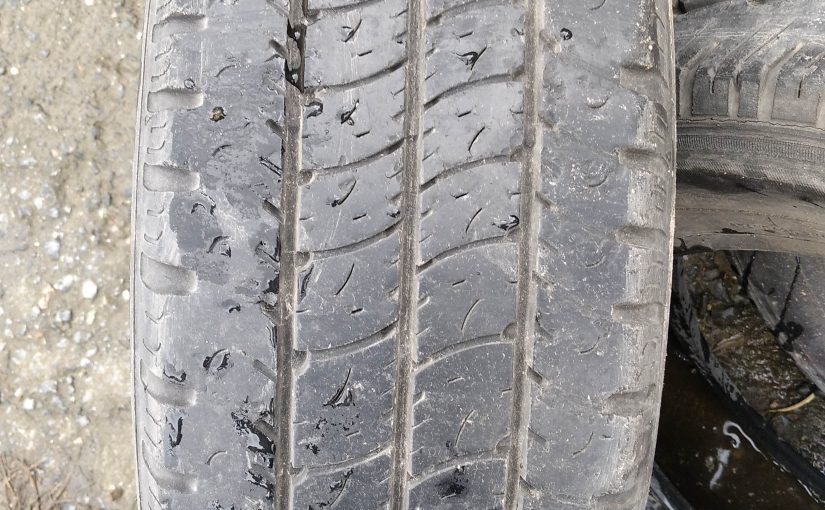 215/65R16 C DİŞLİ KAMYONET LASTİK