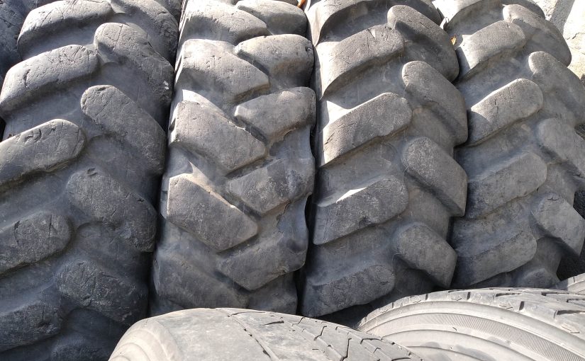 1000-20 iş makinesi lastikler