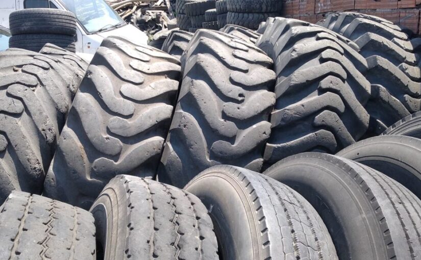 16.9-28 İKİNCİ EL ÇIKMA  DİSİPİ JCB LASTİK